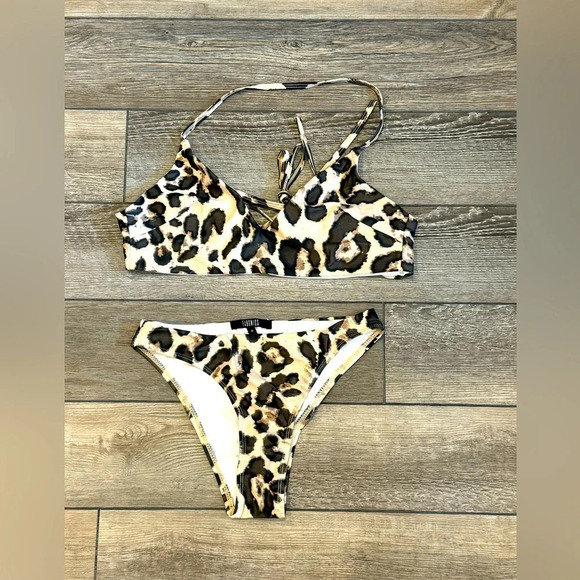 NWT Fabonics Leopard Halter String Bikini Set - Picture 1 of 4